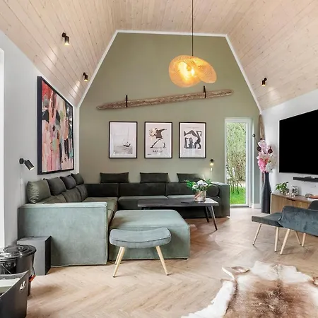 Semesterbostad Lovely In Vaeggerlose With Sauna